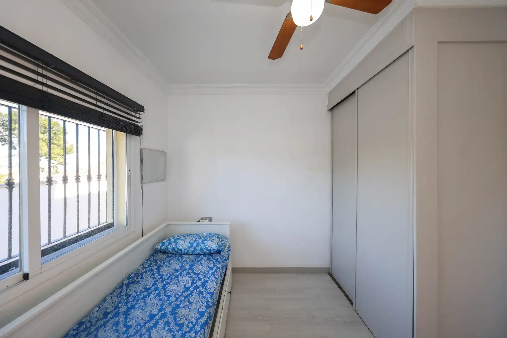 Bedroom of Houses for sale in Coín  with Private garden and Swimming Pool