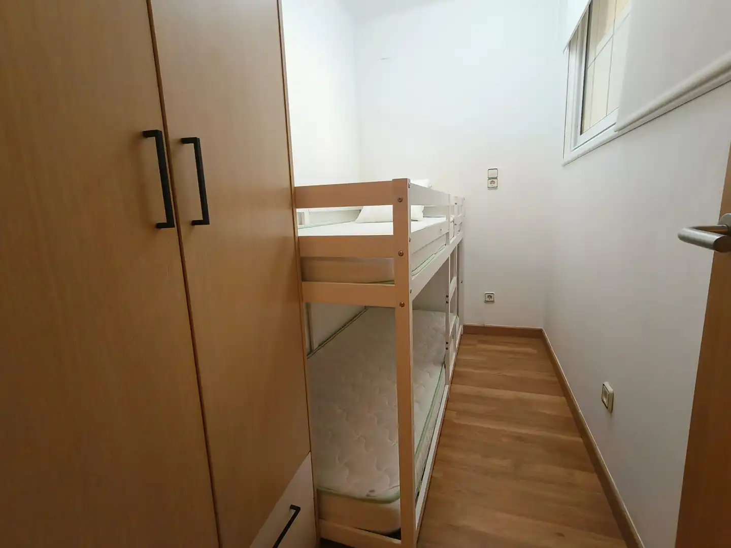 Schlafzimmer von Wohnungen zum Verkauf in Cambrils mit Klimaanlage, Terrasse und Ofen