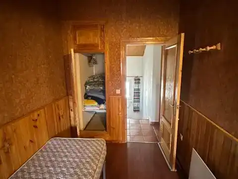 Dormitori de Casa adosada en venda en Zona media