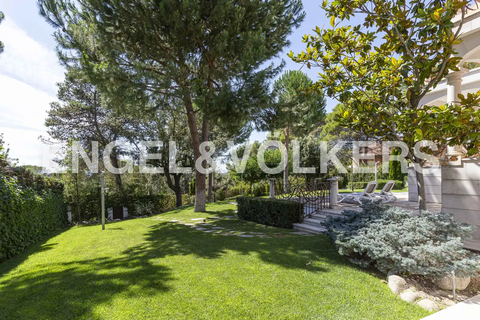 Jardí de Casa o xalet de lloguer en Villaviciosa de Odón amb Aire condicionat, Calefacció i Jardí privat
