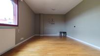 Living room of Flat for sale in  Logroño  with Heating, Parquet flooring and Terrace