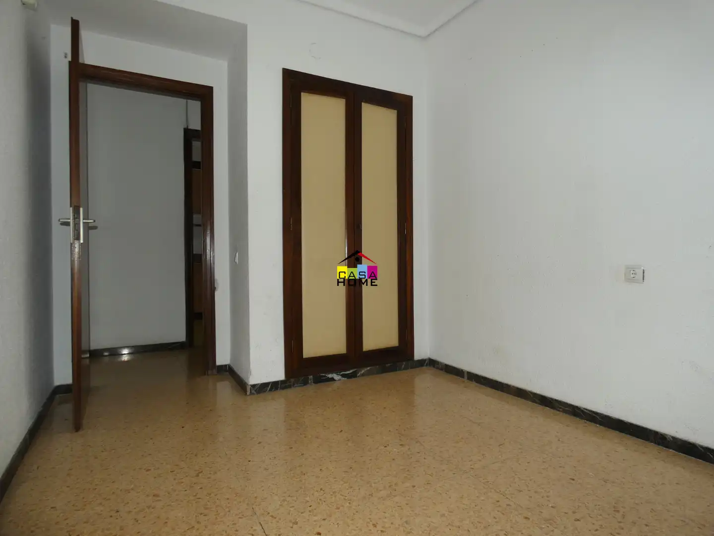 Dormitori de Pis en venda en Castellón de la Plana / Castelló de la Plana amb Calefacció, Traster i Balcó