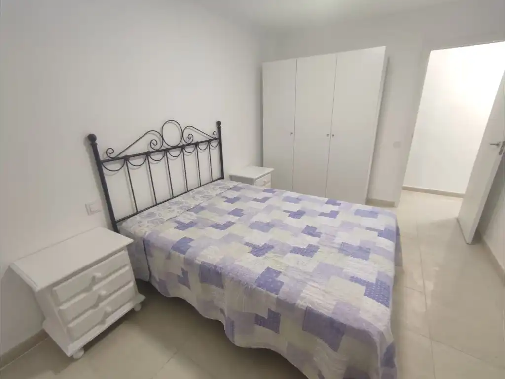 Dormitori de Pis en venda en Dos Hermanas
