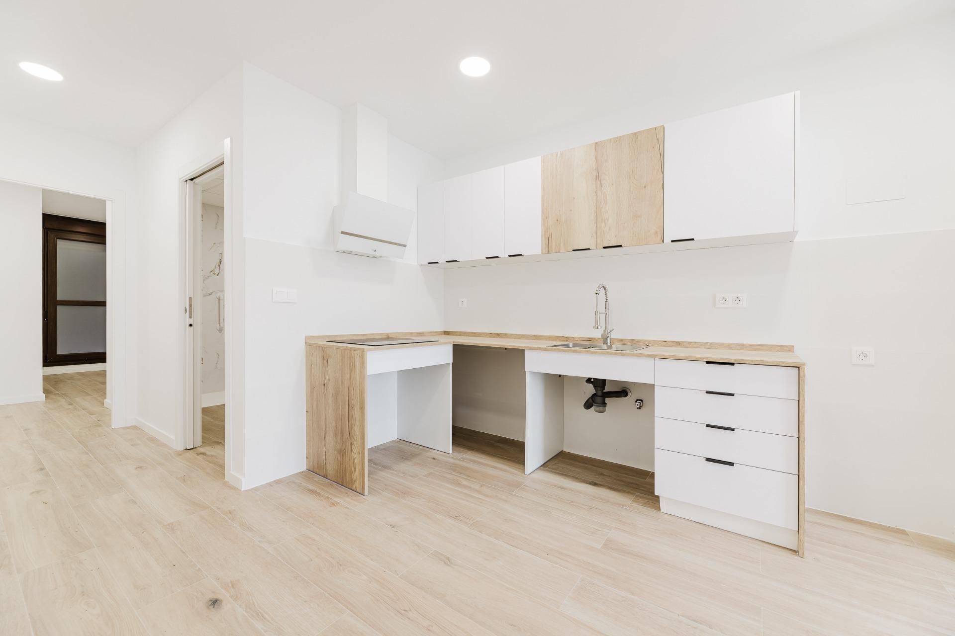 Kitchen of Planta baja for sale in  Valencia Capital