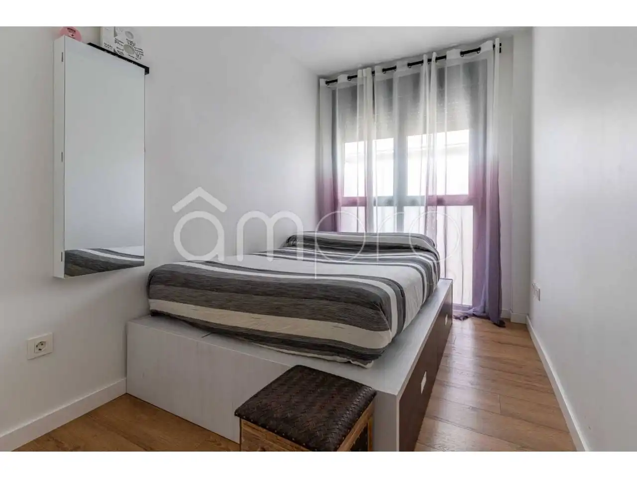 Dormitori de Pis en venda en Tarragona amb Aire condicionat, Parquet i Terrassa