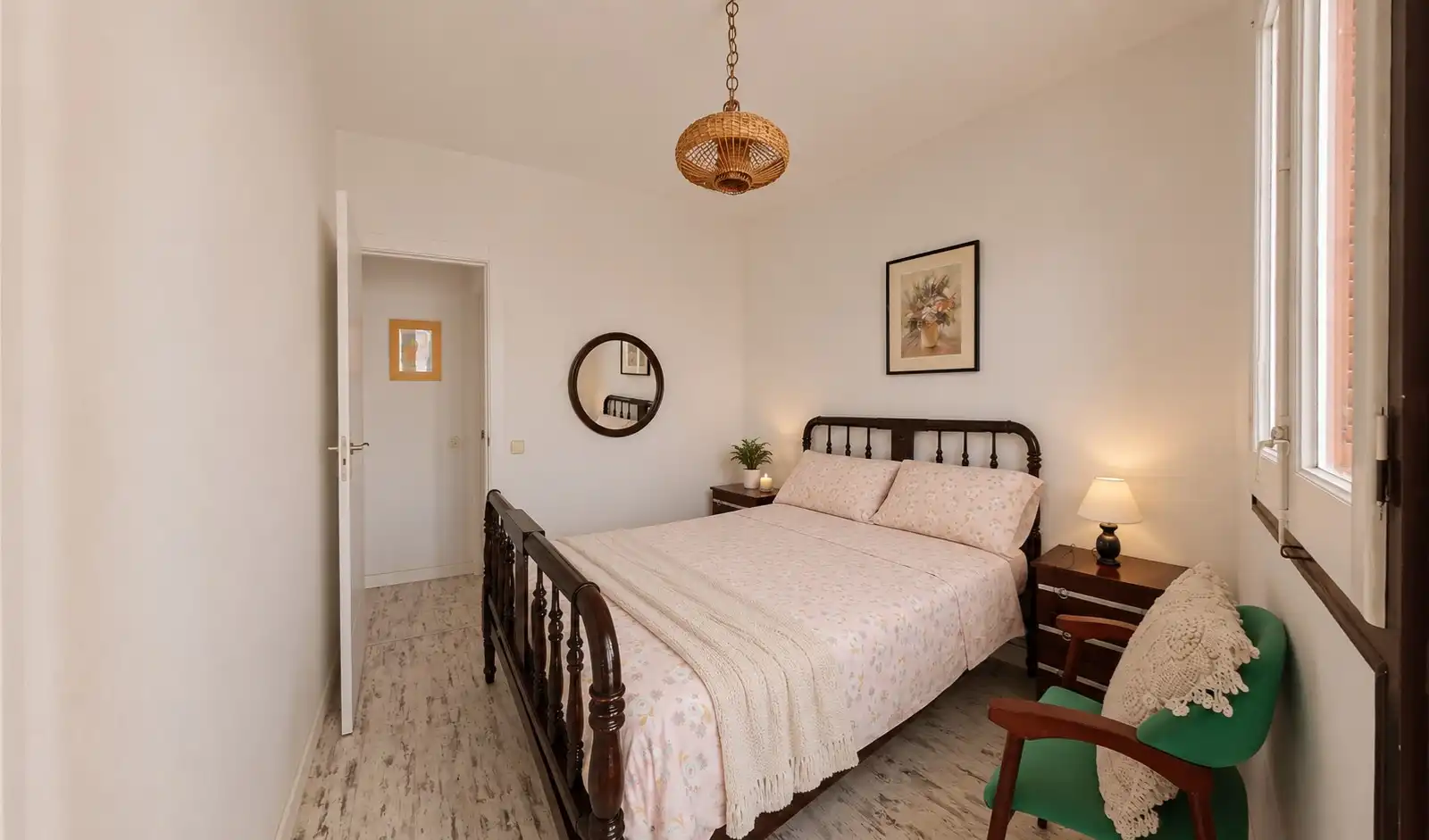Schlafzimmer von Dachboden zum Verkauf in Cunit mit Parkett, Terrasse und Balkon
