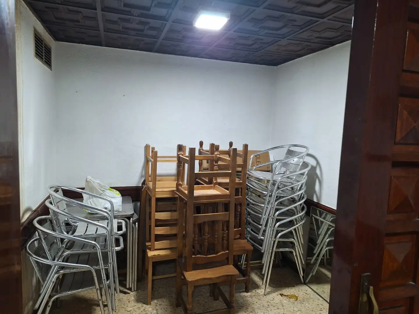 Business premises for transfer in Les Corts, imagen 18
