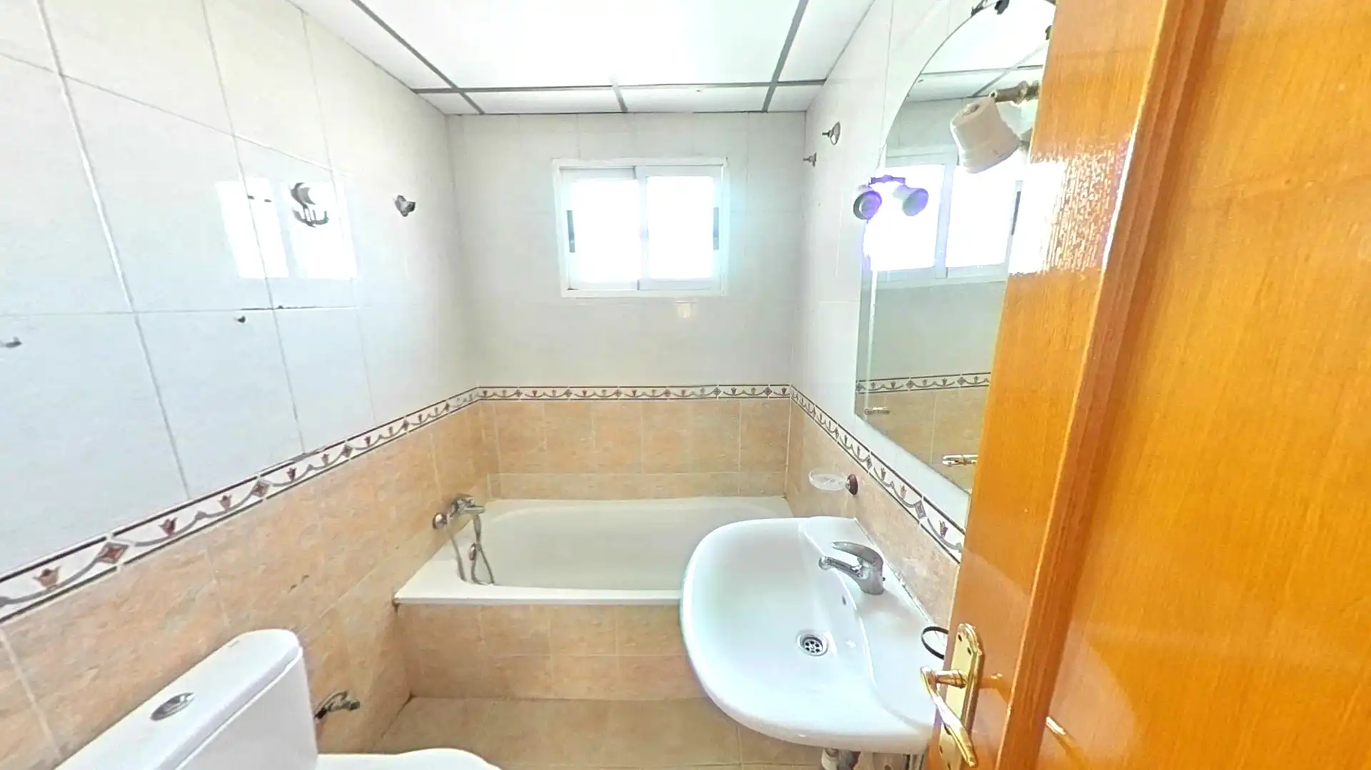 Bathroom of Flat for sale in Garrucha  with Oven