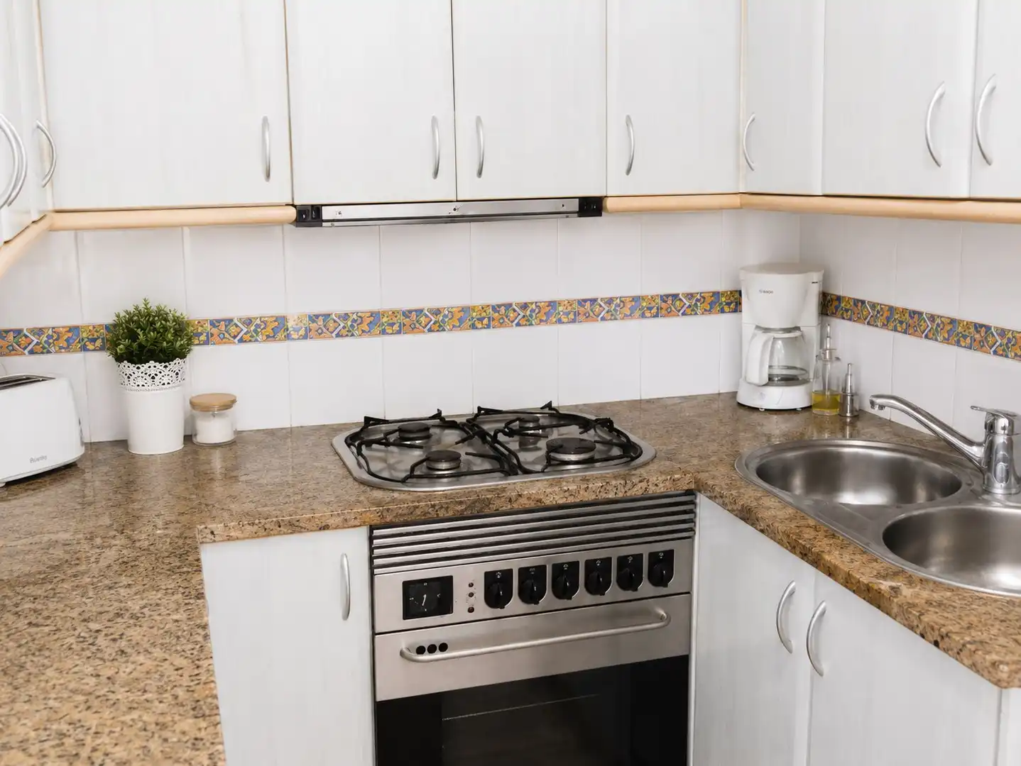 Kitchen of Flat for sale in Castell d'Aro, Platja d'Aro i s'Agaró  with Terrace