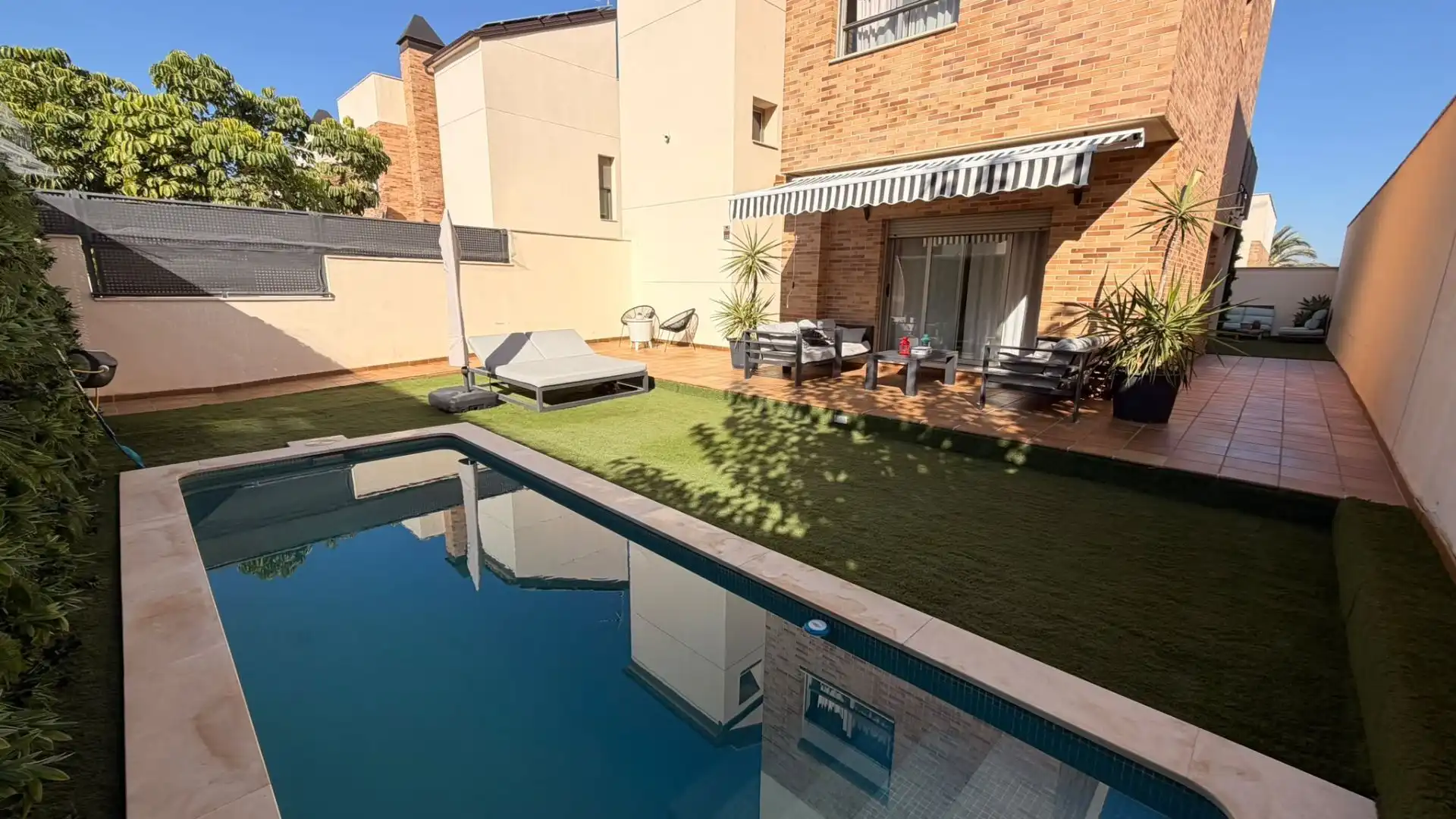 Piscina de Casa o xalet en venda en La Alcayna
