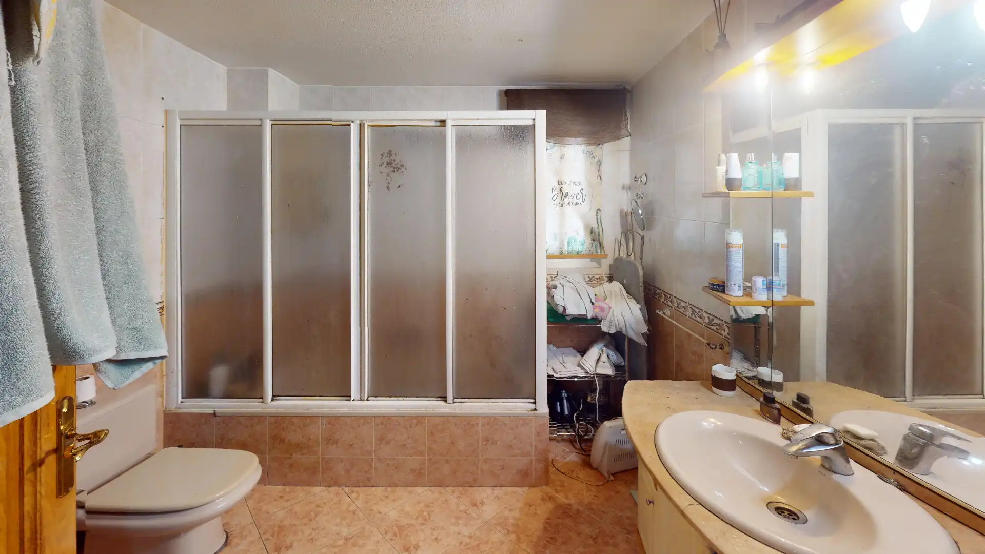 Bathroom of Flat for sale in Benalúa - Babel