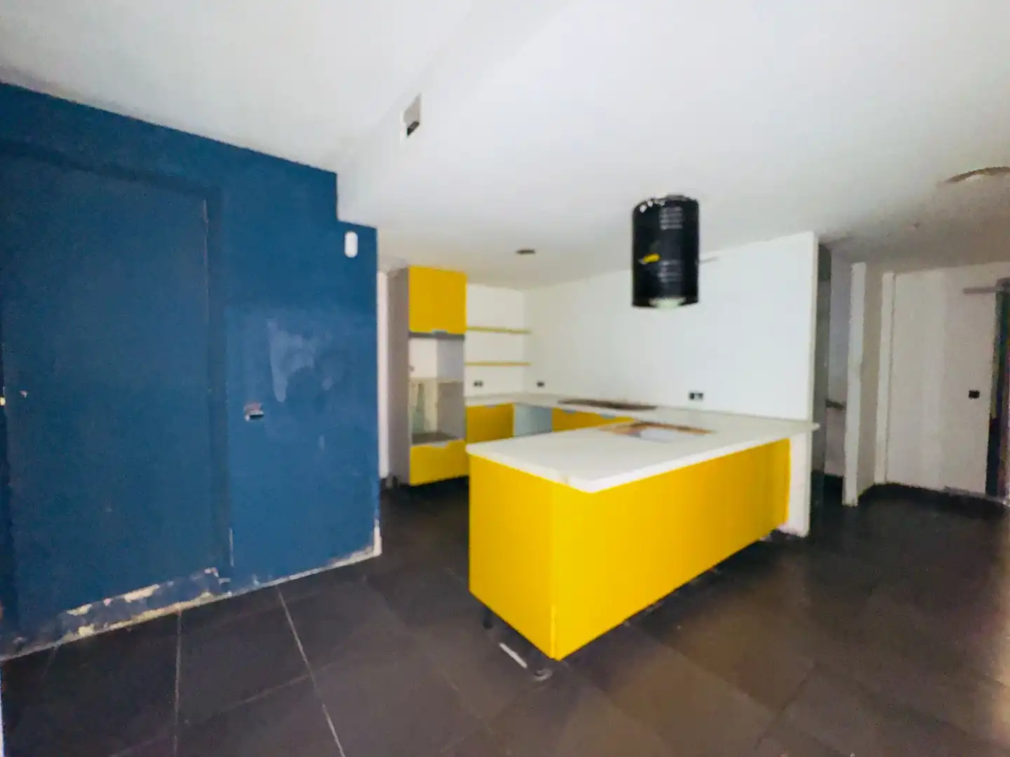 Flat for sale in Carrer de la Vila de Lloret, Mont Ferrant - Joan Carles I