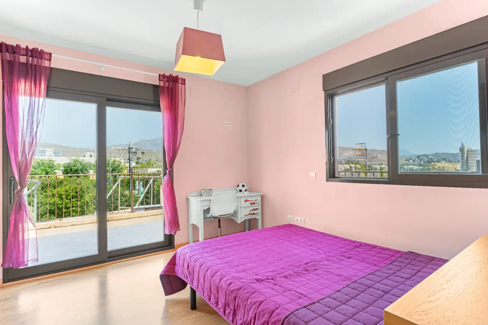 Bedroom of Houses for sale in El Campello  with Air Conditioner, Heating and Private garden