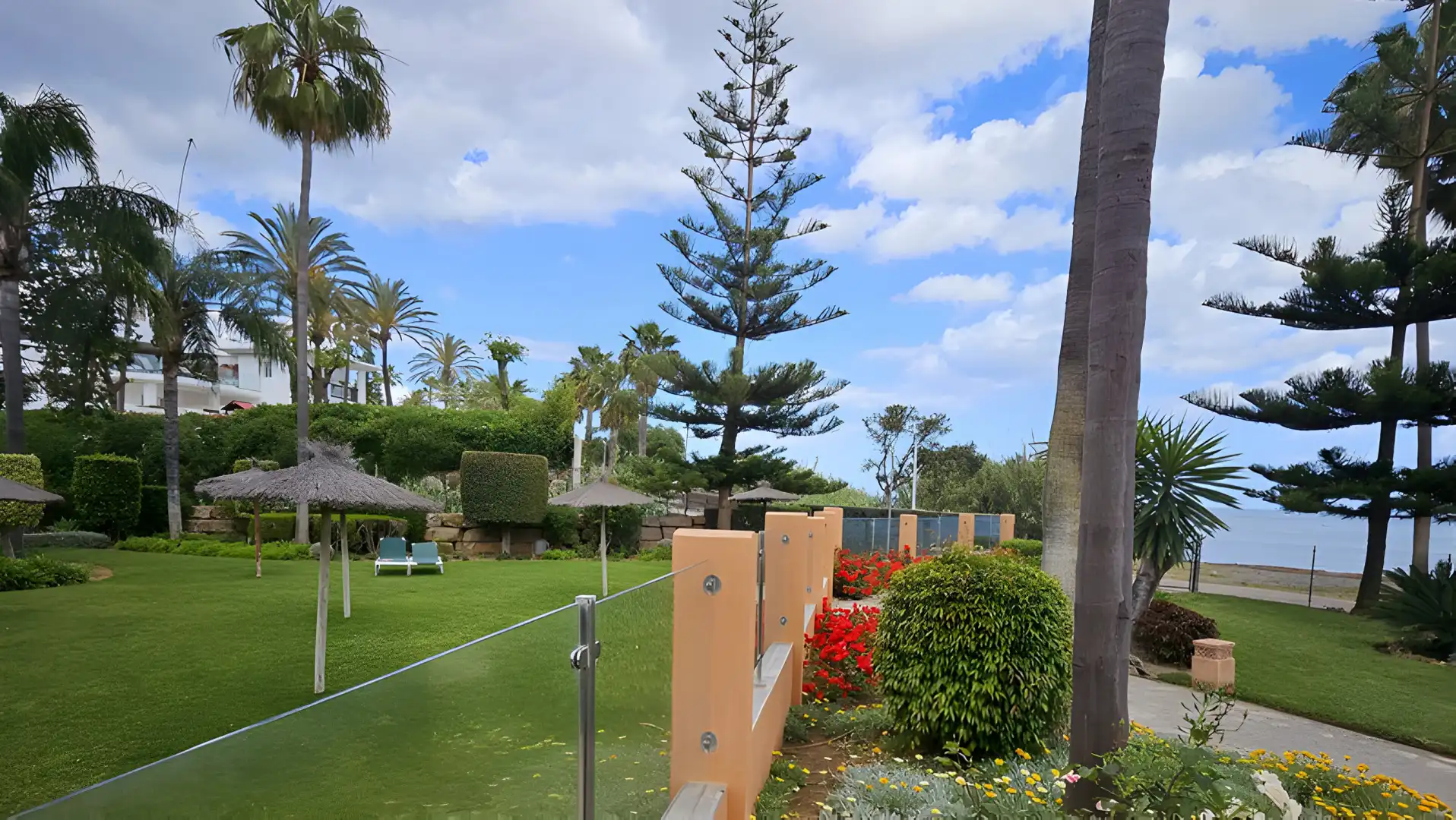 Àtic amb piscina en venda a Estepona Pueblo, imagen 43