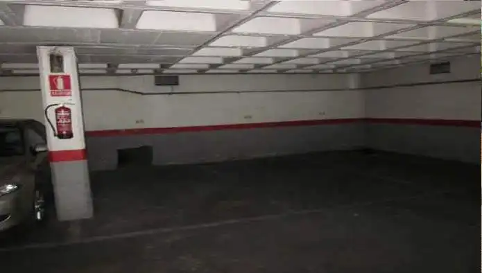 Parking à vendre à C/ Rovellat, imagen 4