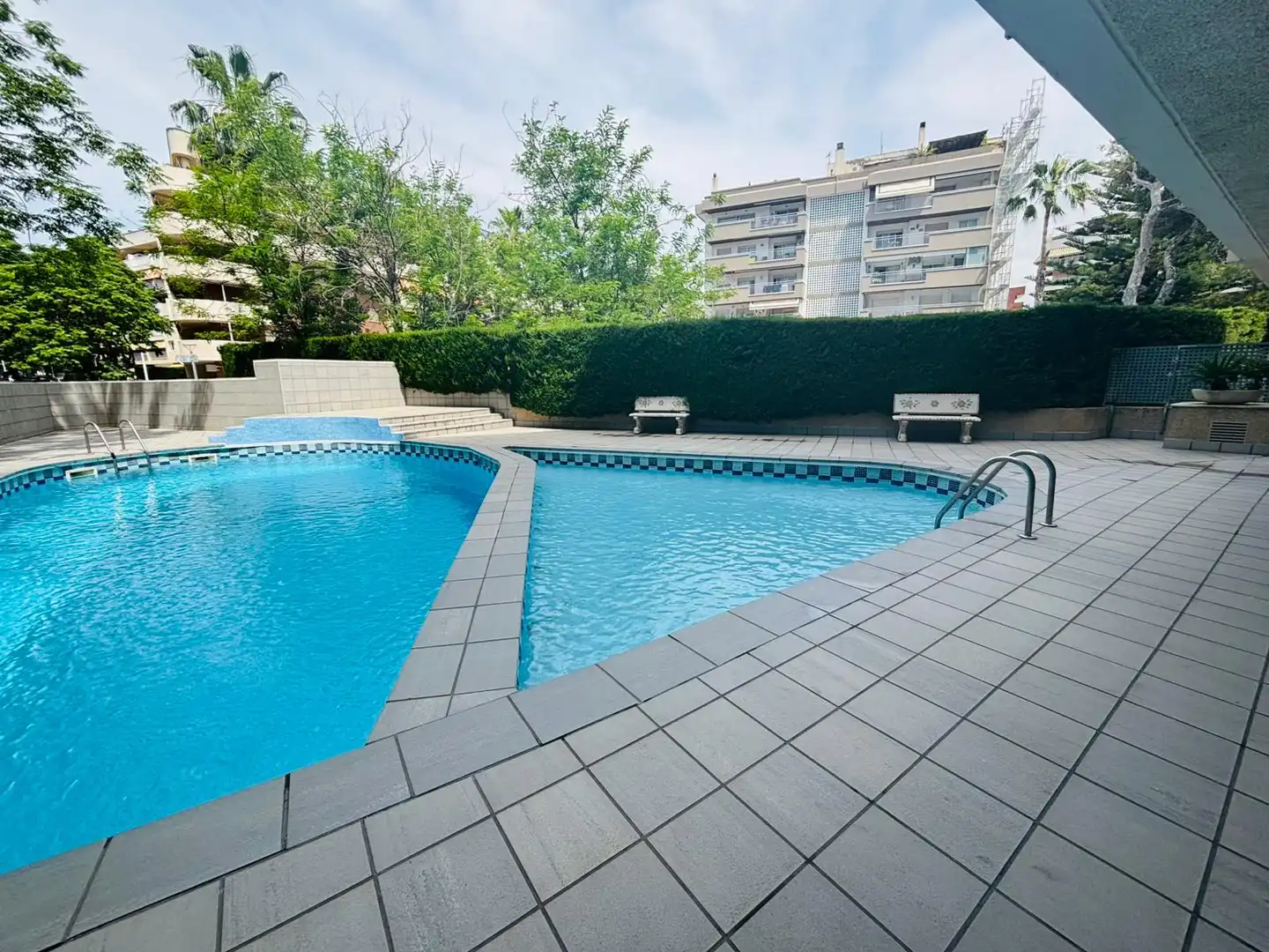 Schwimmbecken von Wohnung zum Verkauf in Salou mit Möbliert