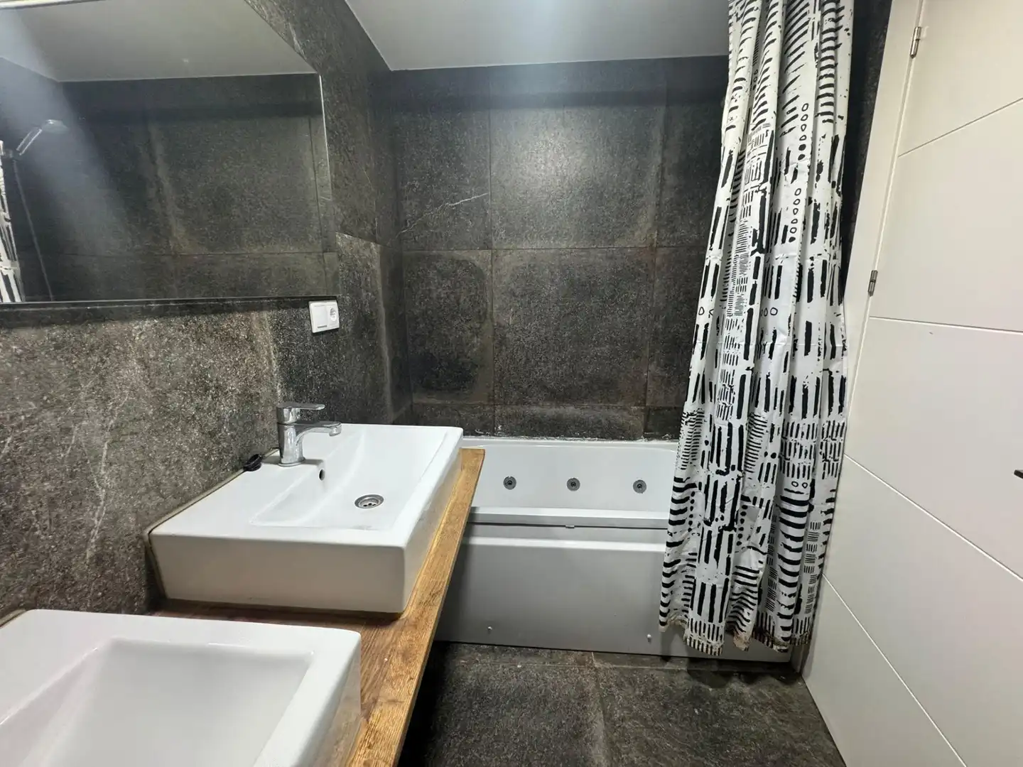 Badezimmer von Wohnung zum Verkauf in Llíria mit Klimaanlage, Heizung und Parkett