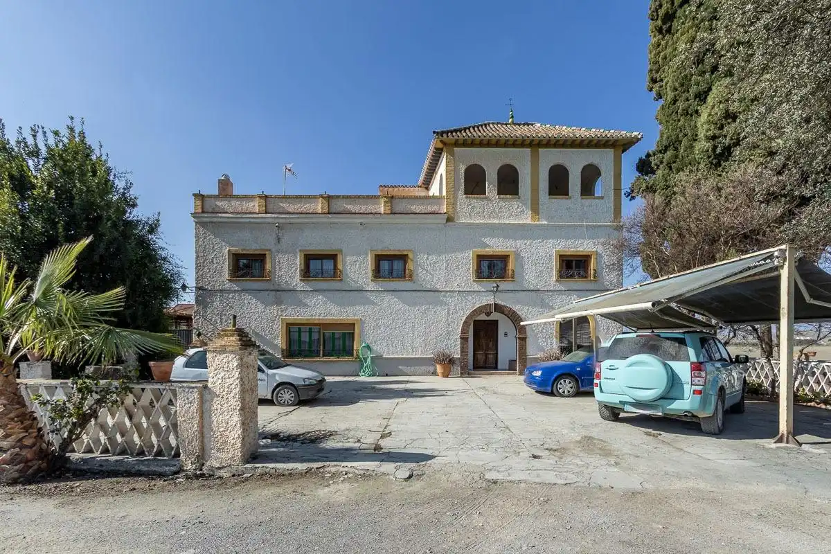 Casa rústica amb terrassa en venda a Santa Fe, imagen 32