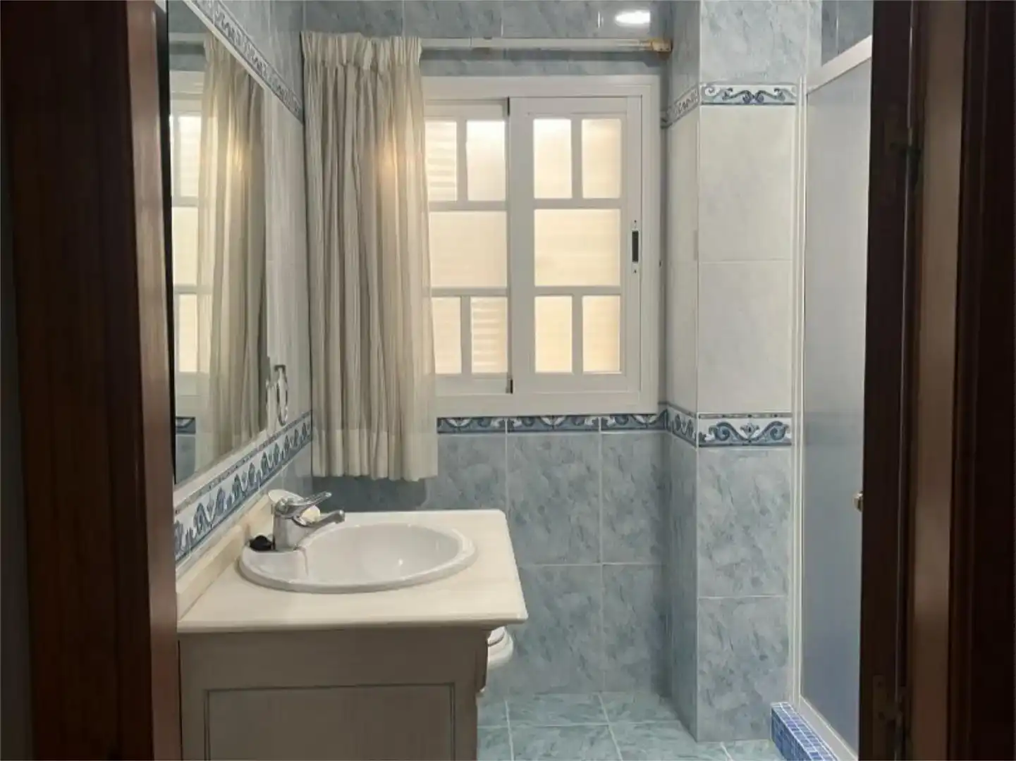 Badezimmer von Wohnung zur Miete in Alhaurín El Grande mit Klimaanlage, Schwimmbad und Balkon