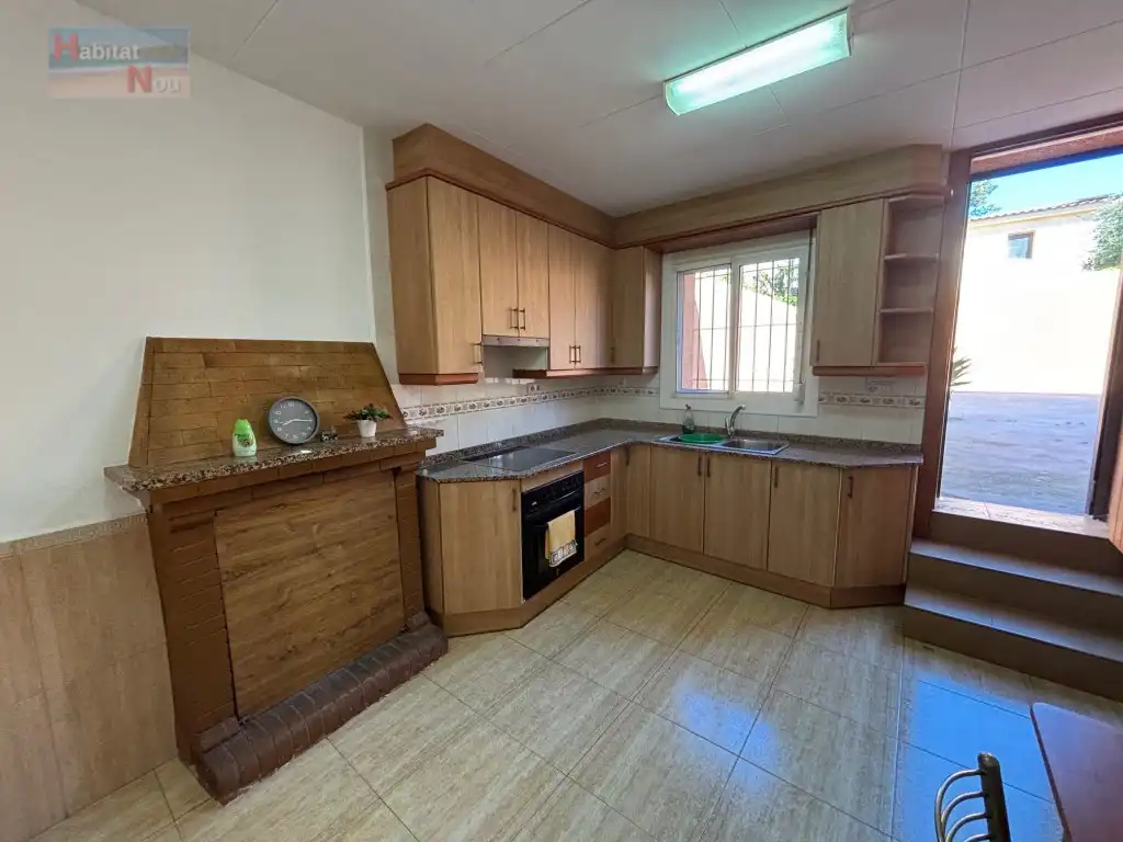 Cocina de Casa o chalet en venta en Sant Jaume dels Domenys con Aire acondicionado, Horno y Lavadora