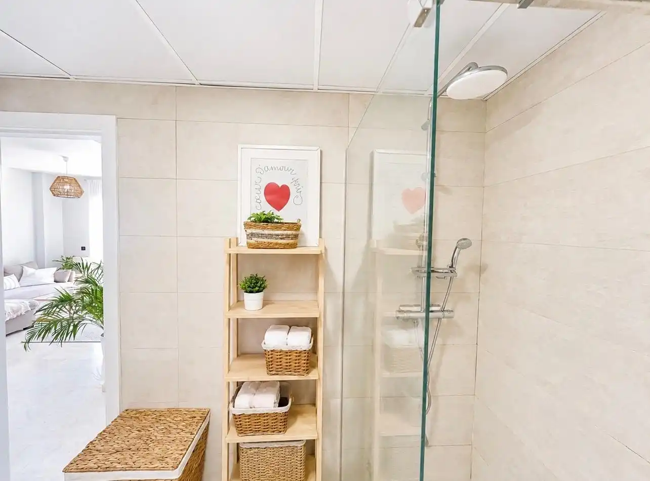 Bajo con piscina en venta en La Colina, imagen 18