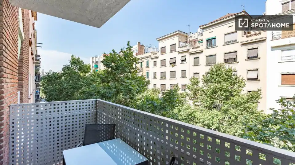 Appartamento con terrazza in affitto a Eixample, imagen 4