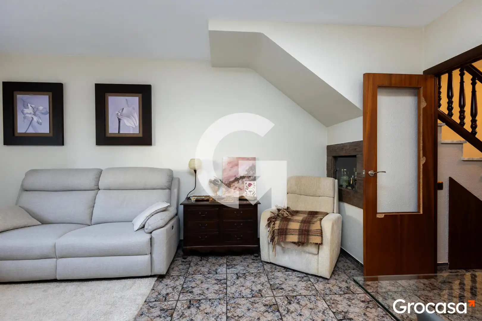 Sala de estar de Casa adosada en venta en Sant Vicenç Dels Horts con Aire acondicionado, Calefacción y Jardín privado