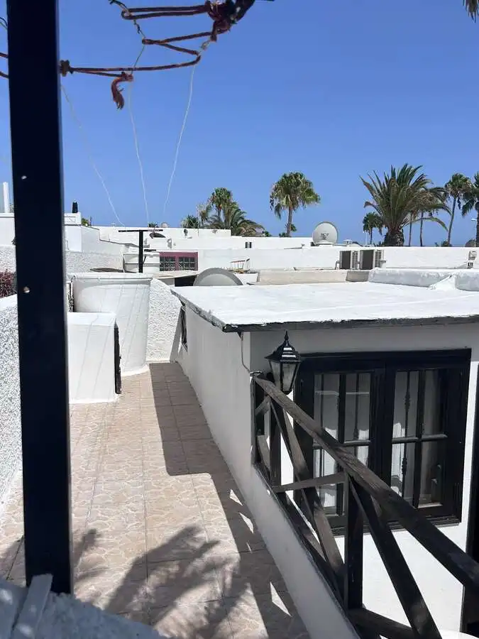 Vista exterior de Casa o chalet de alquiler en Tías con Terraza y Piscina comunitaria