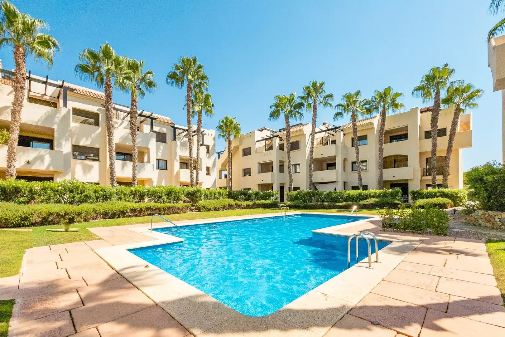 Appartement compact avec piscine à vendre à N/A, imagen 24
