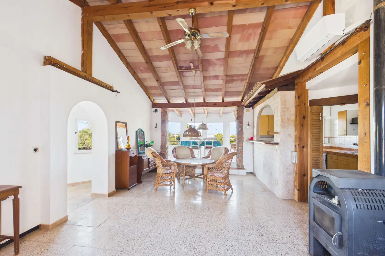 Casa amb terrassa en venda a Cala Llombards, imagen 4