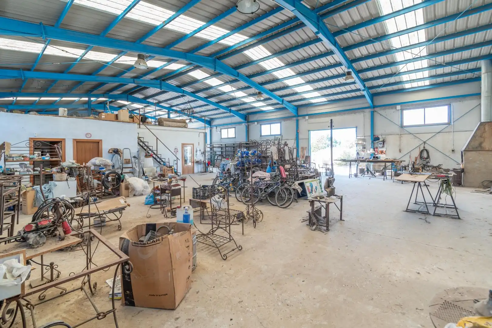 Nave industrial en venta en Cogollos de Guadix