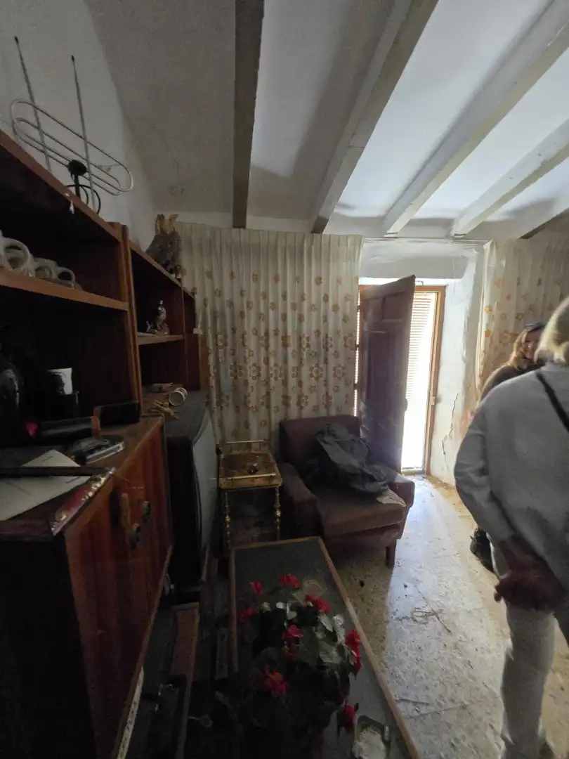 Wohnzimmer von Country house zum Verkauf in Zurgena mit Privatgarten, Abstellraum und Ofen