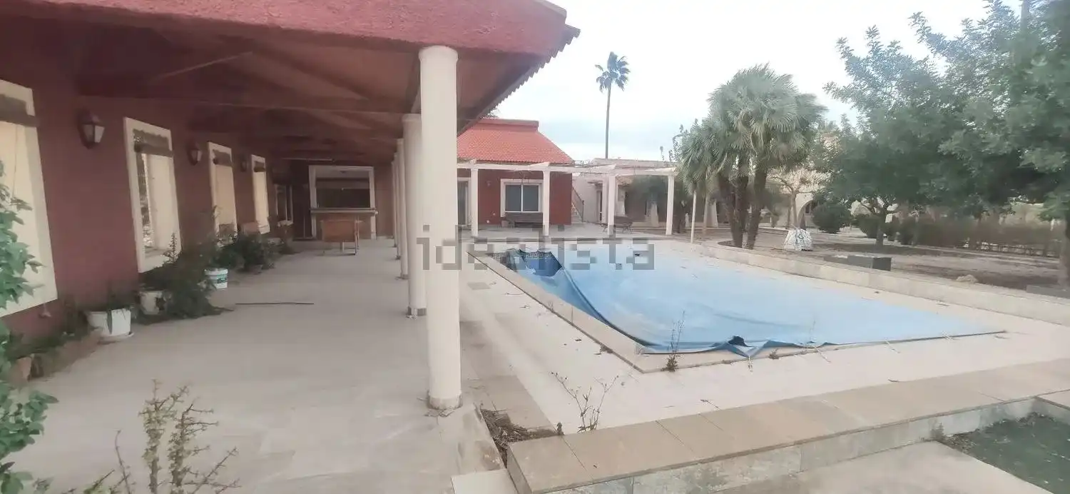 Piscina de Casa o xalet en venda en Murcia amb Calefacció, Jardí privat i Terrassa
