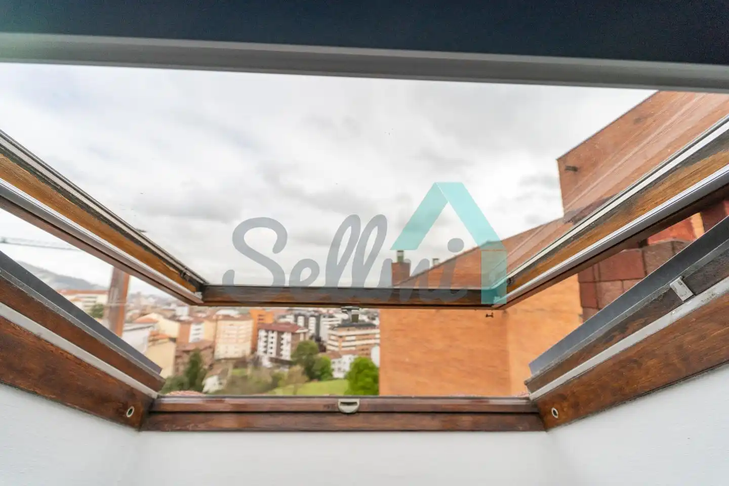 Balcony of Duplexes for rent in Oviedo   with Heating, Parquet flooring and Storage room