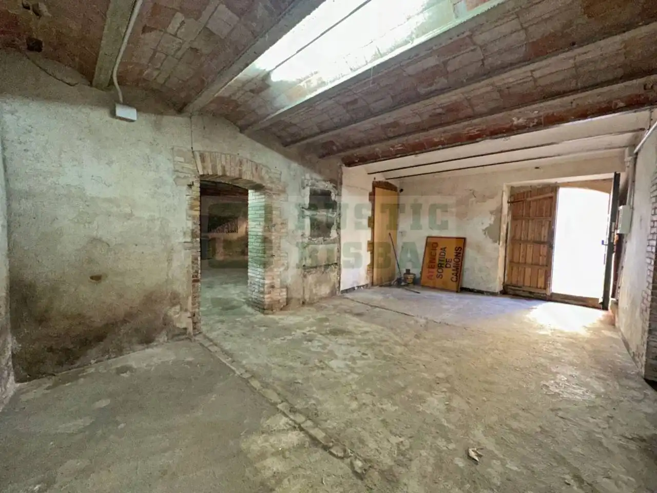 Finca rústica en venta en Bàscara con Jardín privado