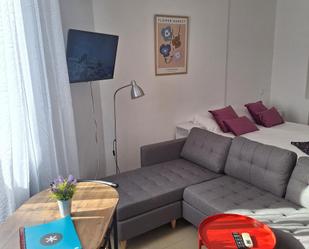 Living room of Study to rent in  Sevilla Capital  with Air Conditioner and Furnished