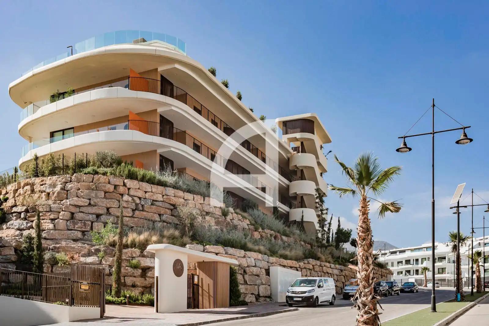 Vista exterior de Pis en venda en Fuengirola amb Aire condicionat, Calefacció i Jardí privat