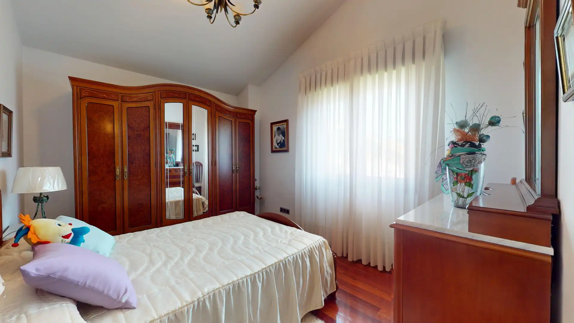Habitación de Casa o chalet en venta en Castro-Urdiales con Calefacción, Terraza y Trastero