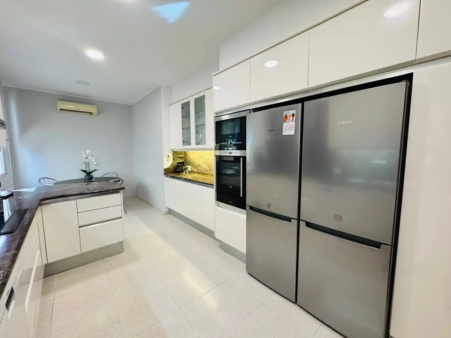 Cocina de Casa o chalet en venta en Figueres con Aire acondicionado, Calefacción y Terraza