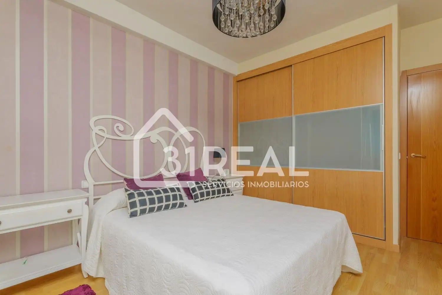 Schlafzimmer von Wohnung zum Verkauf in Madrid mit Klimaanlage, Heizung und Terrasse