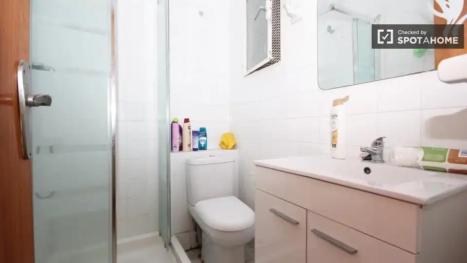 Room in San Matías - Realejo