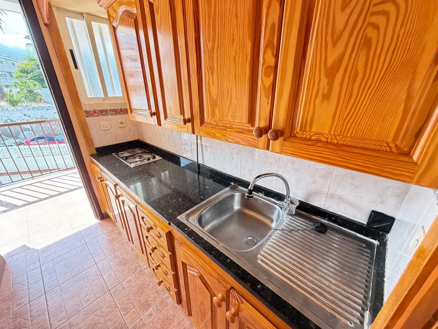 Cocina de Estudio en venta en Puerto de la Cruz con Amueblado y Piscina comunitaria