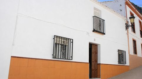 Casa Pueblo en venta en Algodonales, 3 dormitorios.