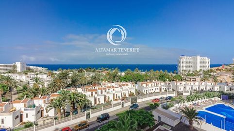 Foto 2 de Apartamento en venta en C. Venezuela, Playa de las Américas, Adeje