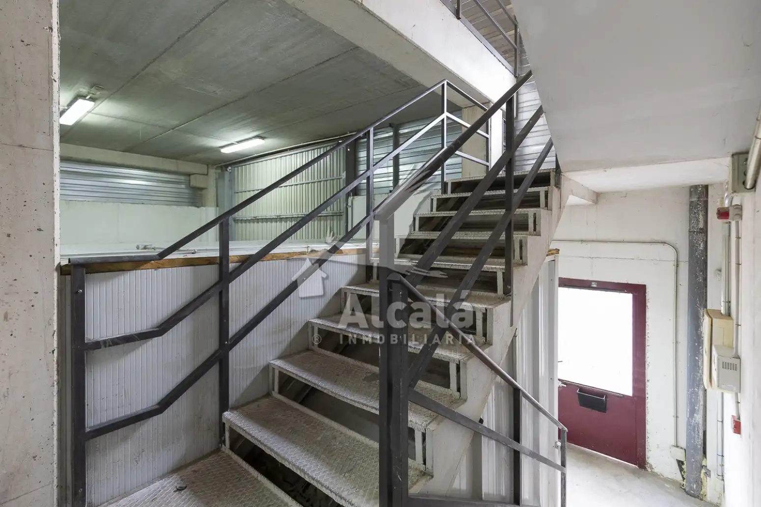 Industrial buildings for sale in Daganzo de Arriba, Madrid