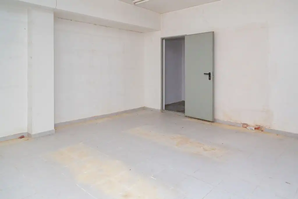 Local comercial en venda a Av Gómez de Avellaneda, imagen 15