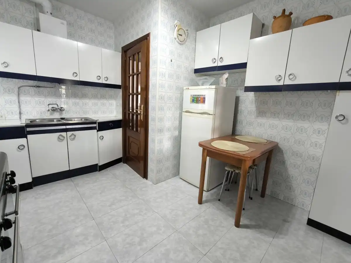 Cuina de Pis en venda en Vilagarcía de Arousa amb Parquet, Traster i Balcó