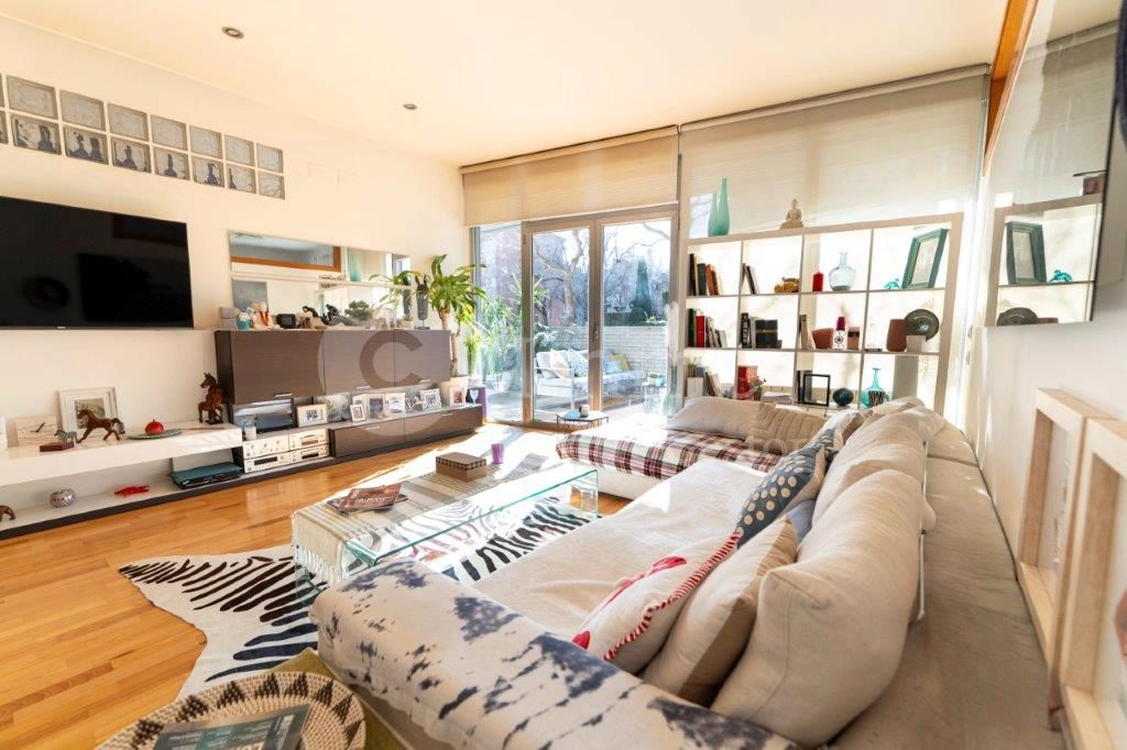 Living room of Duplex for sale in  Lleida Capital  with Air Conditioner, Heating and Parquet flooring