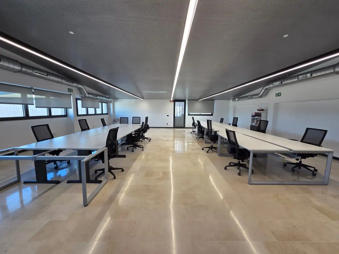 Büro zur Miete in Los Barrios