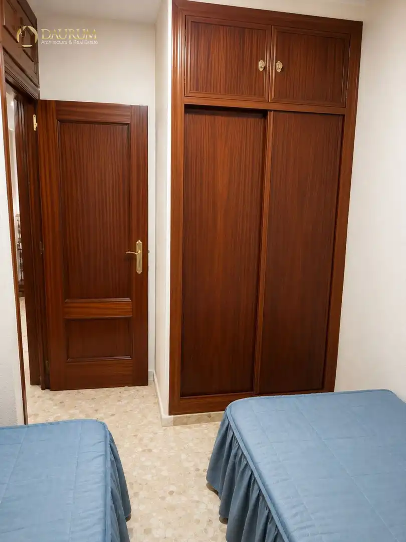 Flat for sale in Sevilla  with Air Conditioner, Heating and Terrace